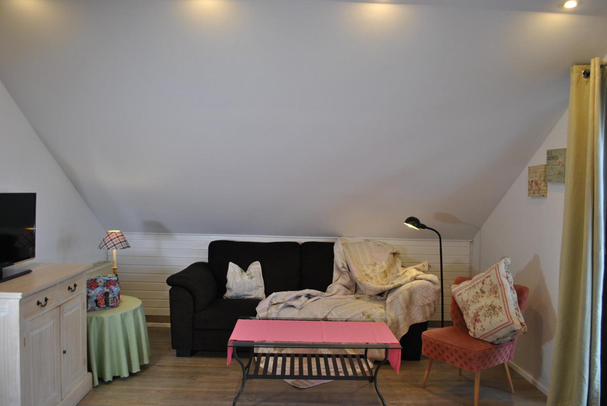 Goldener Hahn B&B Baiersbronn - Ferienwohnungen Mit Hotel Service Nahe Gartenschau Tal X מראה חיצוני תמונה