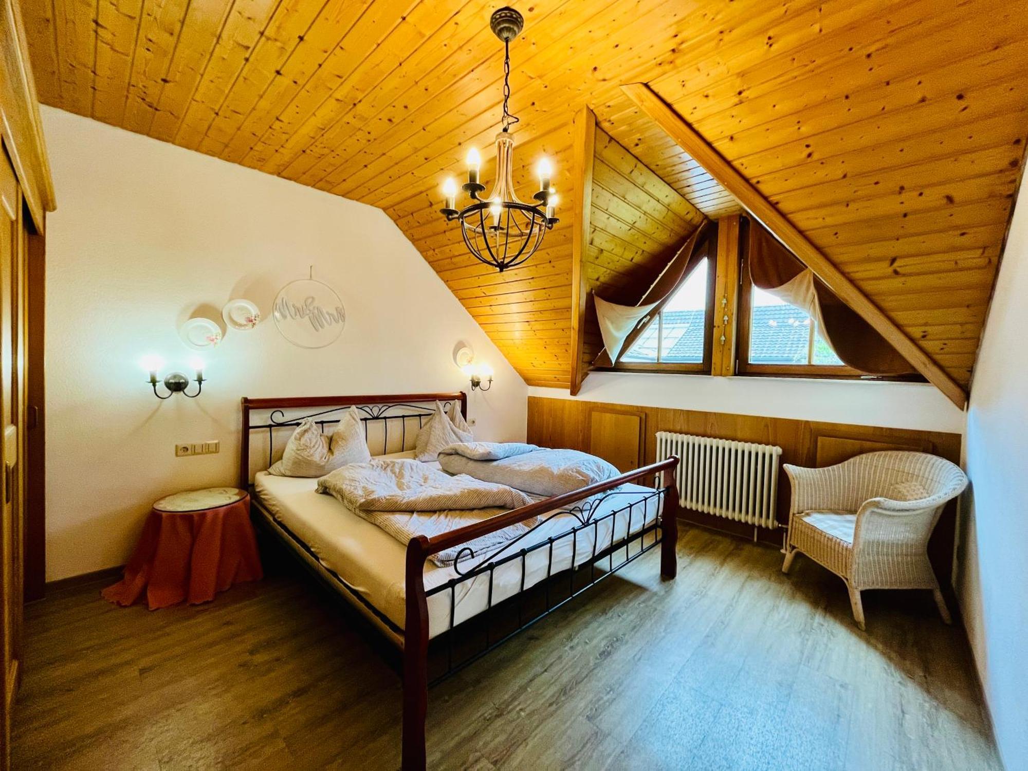 Goldener Hahn B&B Baiersbronn - Ferienwohnungen Mit Hotel Service Nahe Gartenschau Tal X חדר תמונה