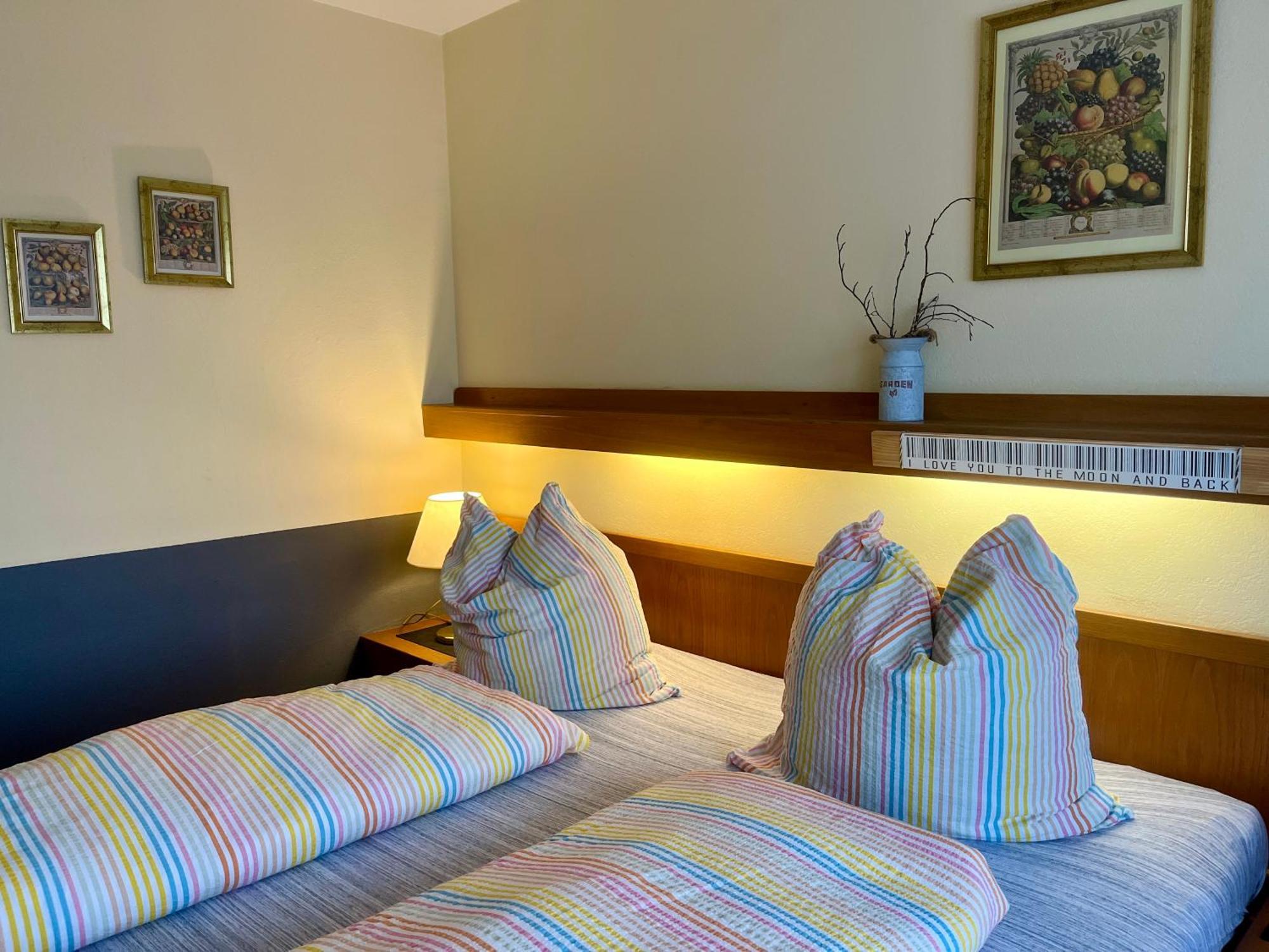 Goldener Hahn B&B Baiersbronn - Ferienwohnungen Mit Hotel Service Nahe Gartenschau Tal X חדר תמונה